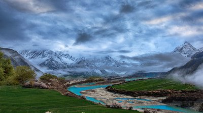 雅鲁藏布大峡谷